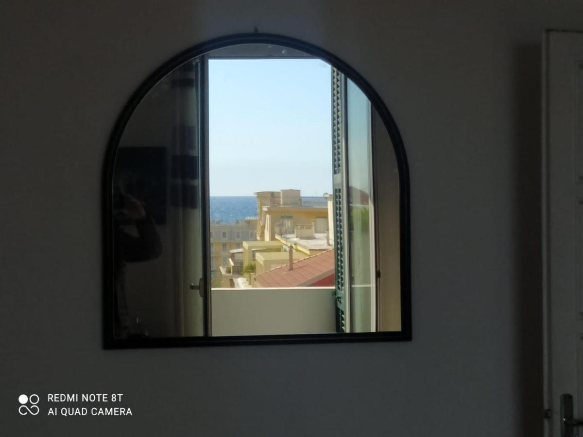 Alishome Centre-beach-ariston-casino Apartment *